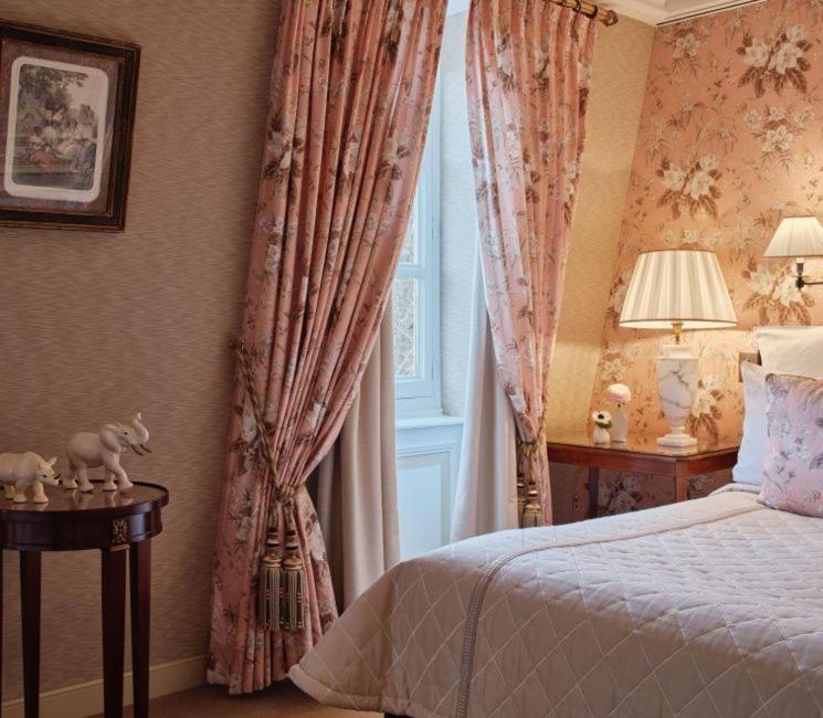Отель Domaine Les Crayeres Реймс Номер фото